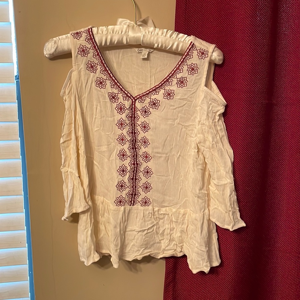 Cream and Garnet Top